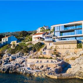 Luxury 7 Bedroom Dubrovnik Beachfront Villa with Infinity Pool, Sleeps 14